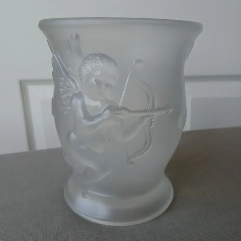 Teleflora frosted 3d